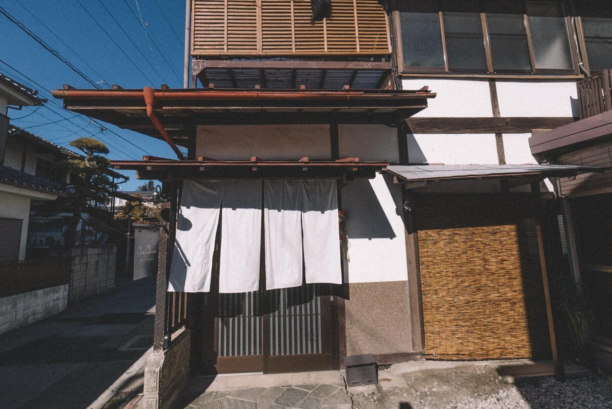 松本市の一棟貸し切りできる古民家 Bagian luar foto